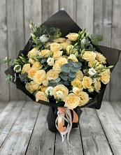 Букет цветов из:  Розы и Лизиантусы в Солнечногорске