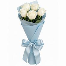 Букет 5 Белых роз Проуд в Солнечногорске