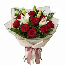 Букет цветов из:  Лилии и Розы в Солнечногорске