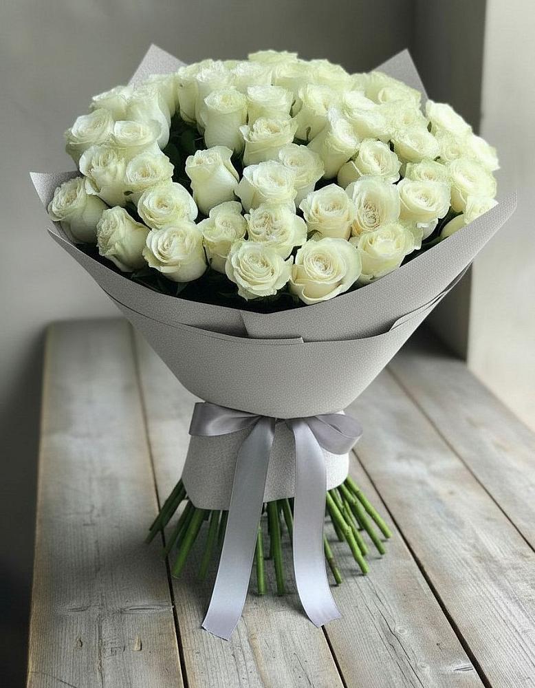 Букет 35 Белых роз в Солнечногорске