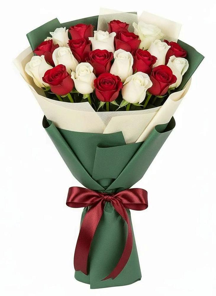 Букет Микс из красных и белых роз в Солнечногорске
