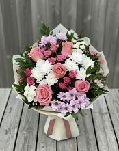 Букет цветов из:  Альстромерии, Гвоздики, Розы и Хризантемы в Солнечногорске