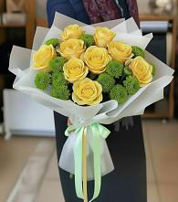 Букет цветов из:  Хризантемы и Розы в Солнечногорске