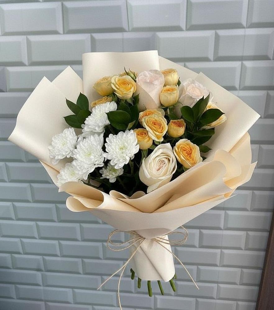 Букет цветов из: Розы и Хризантемы в Солнечногорске