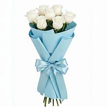 Букет 7 белых роз Проуд в Солнечногорске