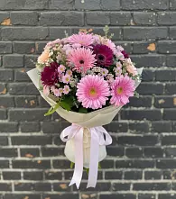 Букет цветов из:  Герберы и Хризантемы в Солнечногорске