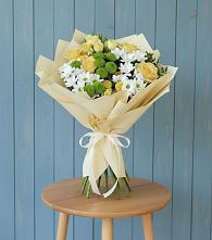 Букет цветов из:  Хризантемы и Розы в Солнечногорске