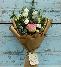 Букет цветов из:  Розы и Лизиантусы в Солнечногорске