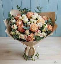 Букет цветов из:  Альстромерии и Розы #REPLACE_PRED# Солнечногорске